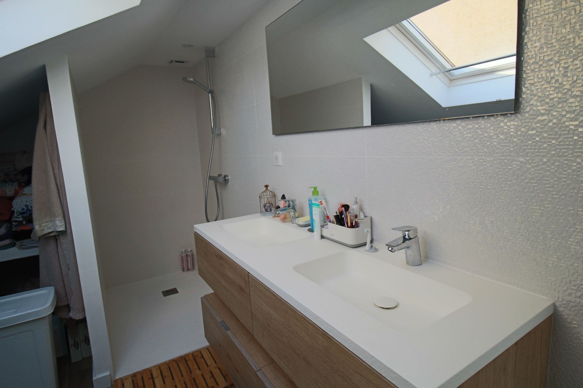 apartment 10 Rooms for sale on PORNICHET (44380)
