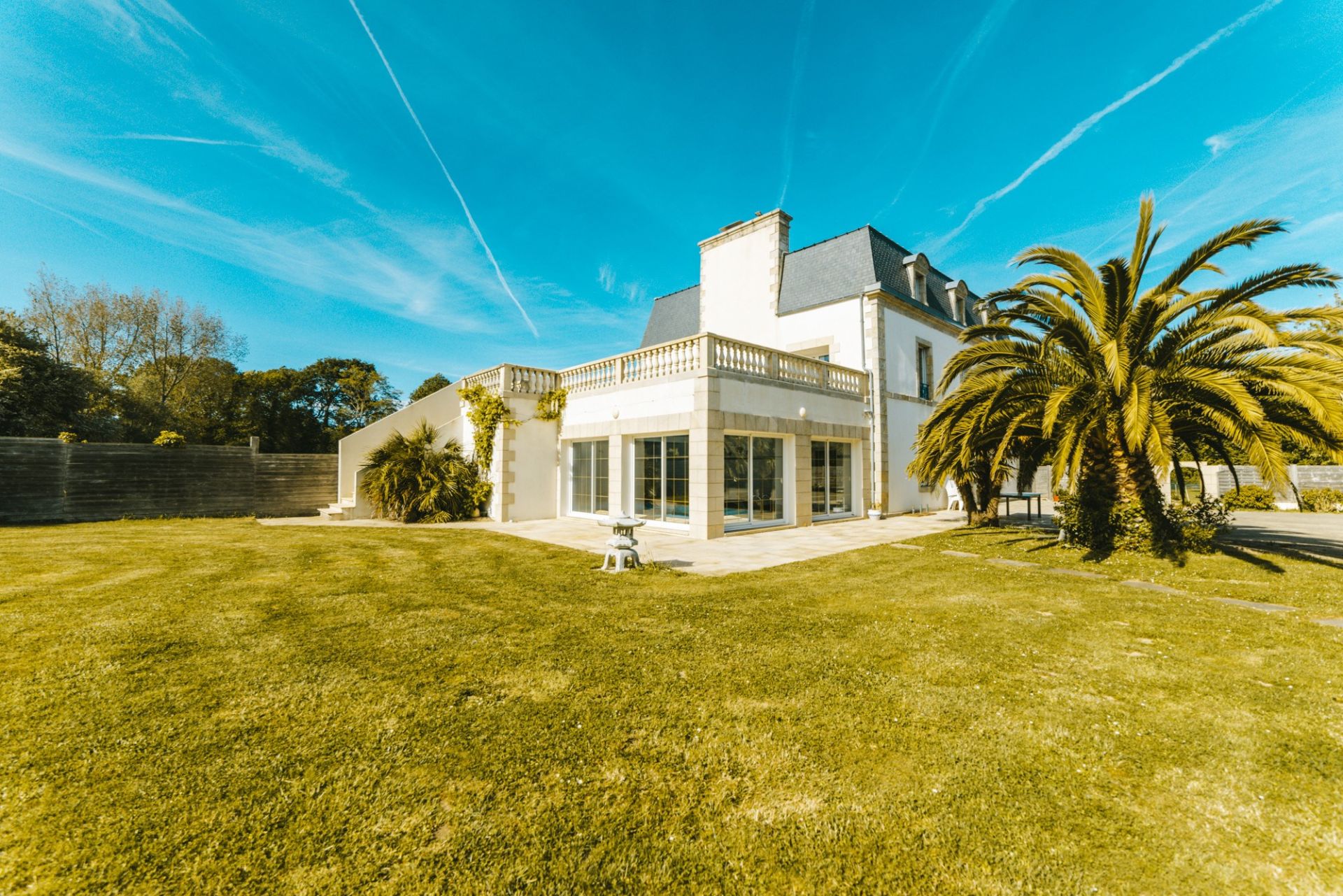 maison 17 Pièces en vente sur PLOMEUR (29120)