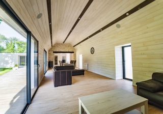 maison 17 Pièces en vente sur PLOMEUR (29120)