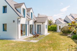 house 6 Rooms for sale on LOCMARIAQUER (56740)