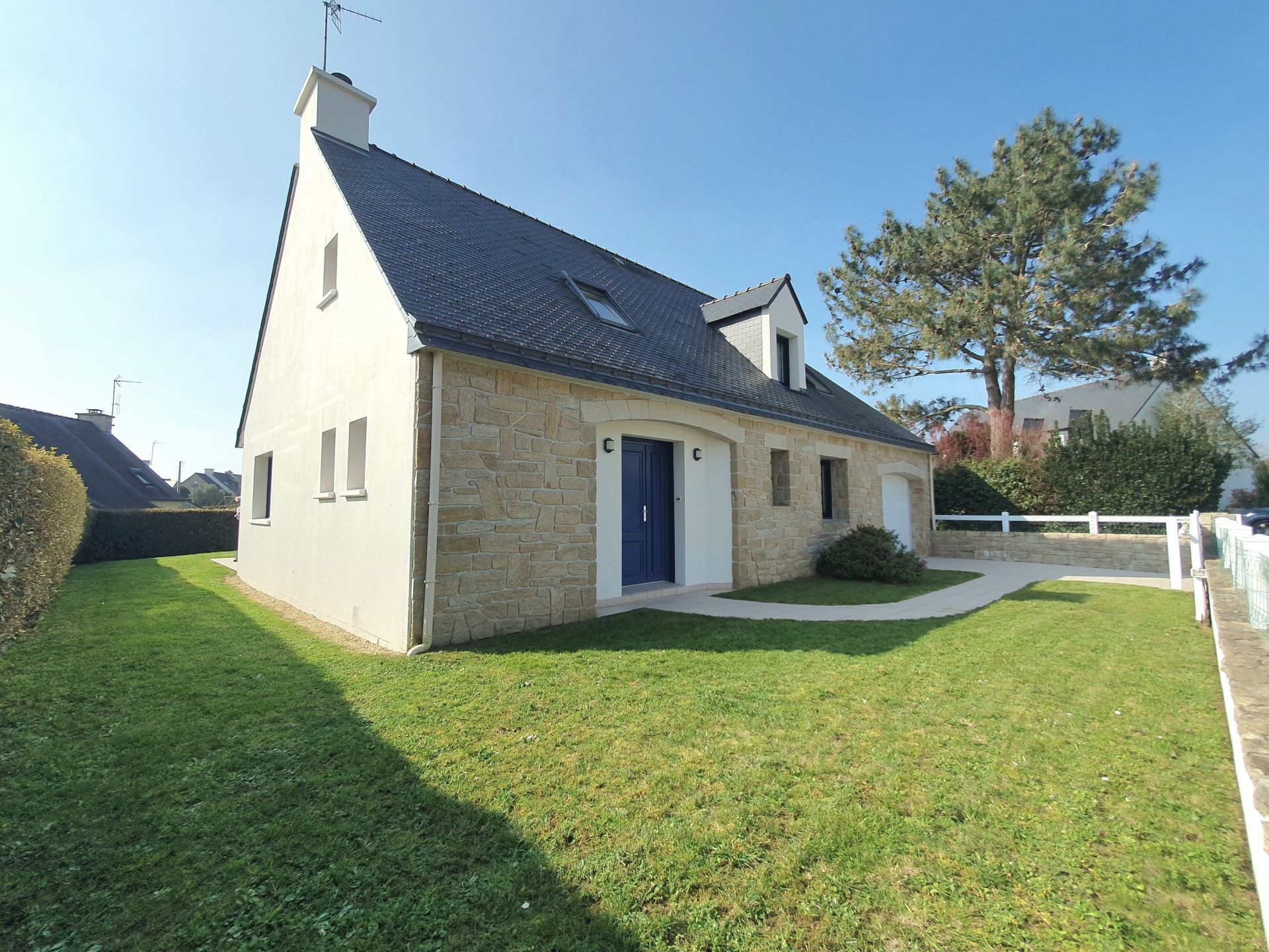 house 6 Rooms for sale on ARZON (56640)