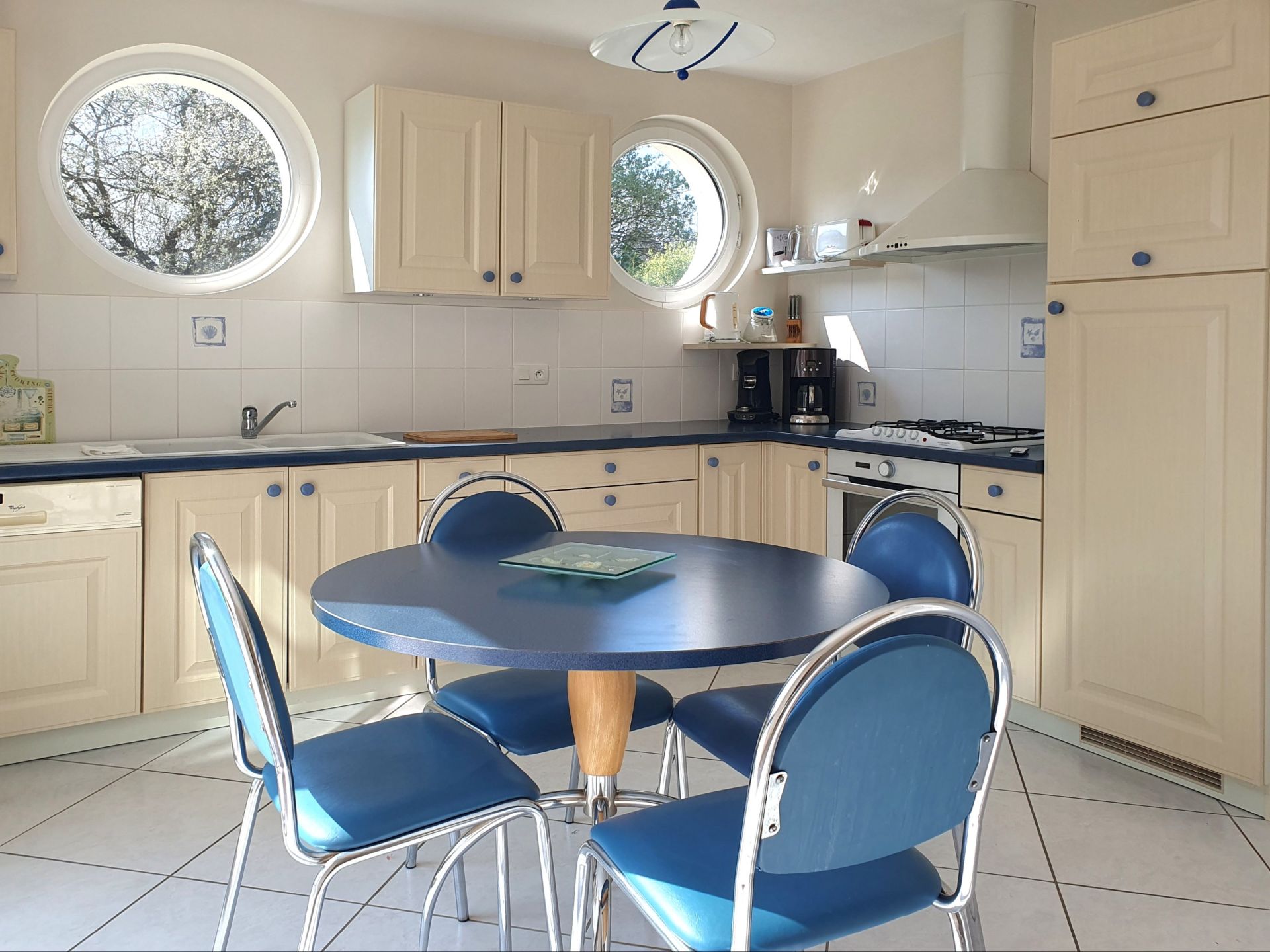house 6 Rooms for sale on ARZON (56640)
