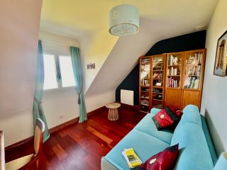 house 7 Rooms for sale on KERLAZ (29100)