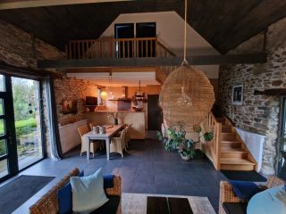 propriété 8 Pièces en vente sur PLOUEC DU TRIEUX (22260)