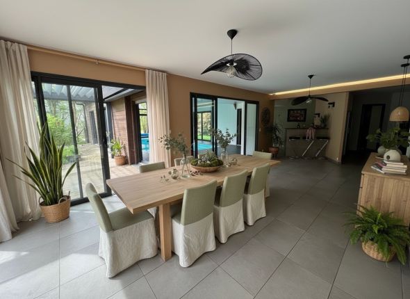 Vente Maison Saint-Lyphard 7&nbsp;Pièces 230&nbsp;m²