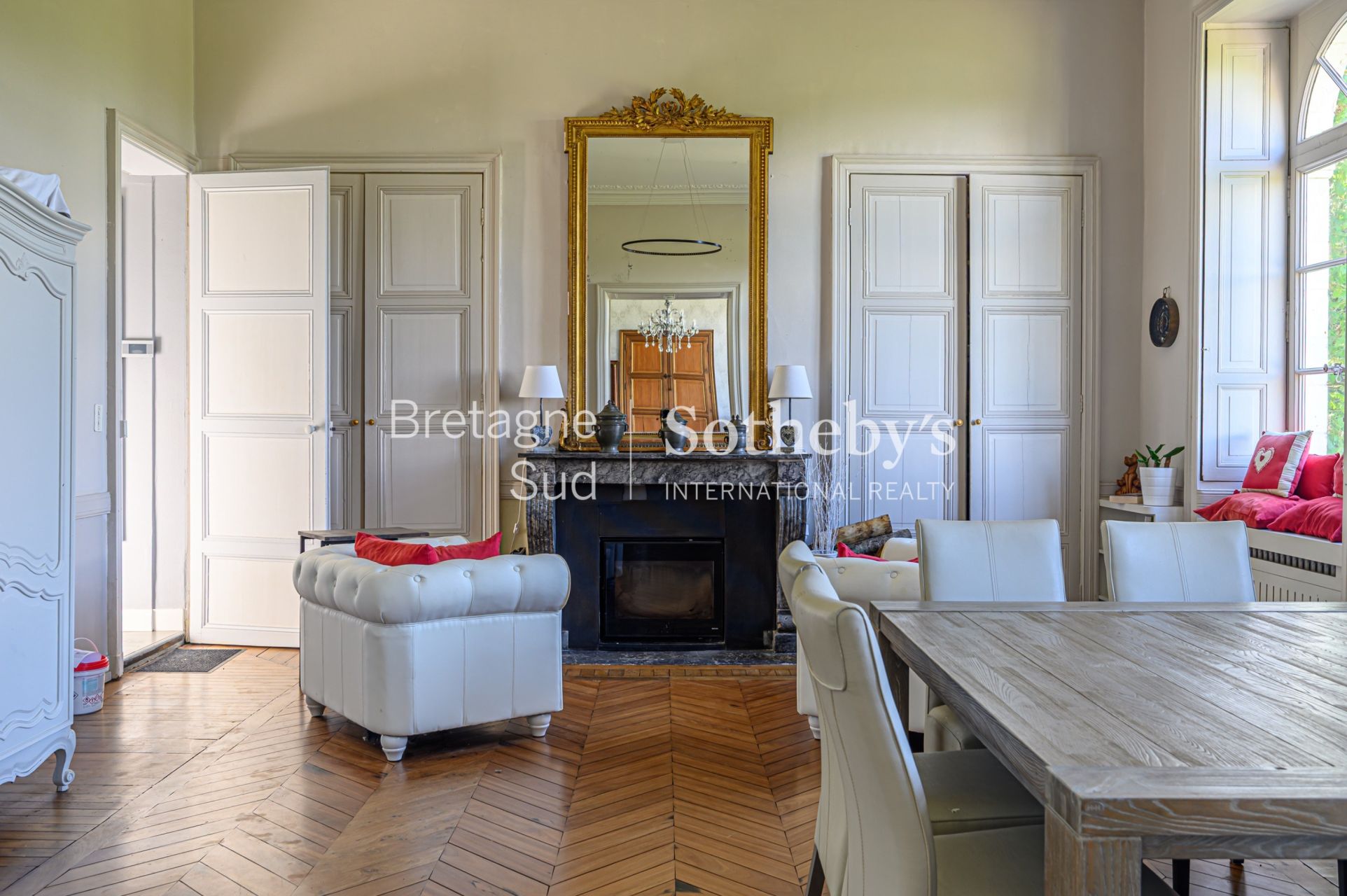 propriété 18 Pièces en vente sur ST VIAUD (44320)