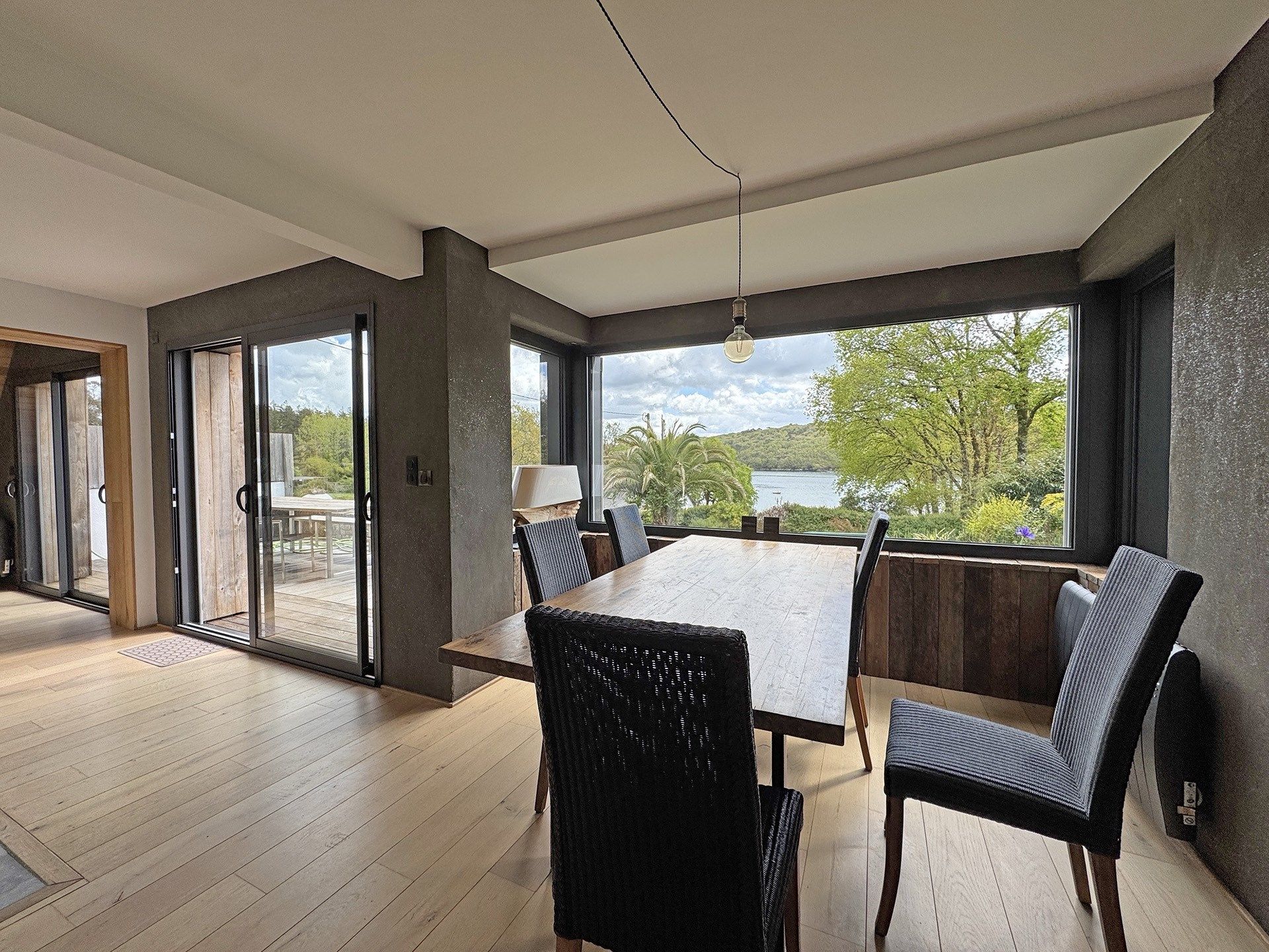 maison 8 Pièces en vente sur LOGONNA DAOULAS (29460)