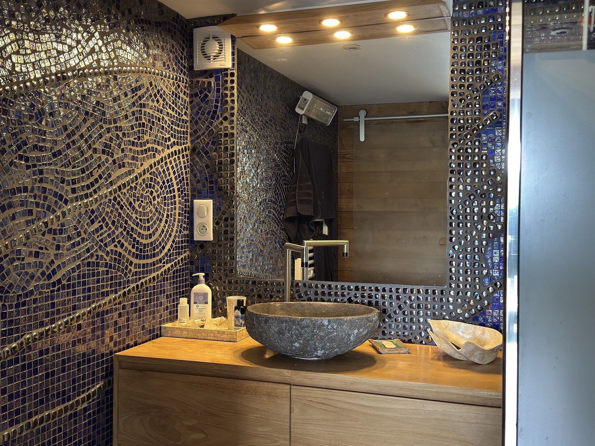 maison 8 Pièces en vente sur LOGONNA DAOULAS (29460)