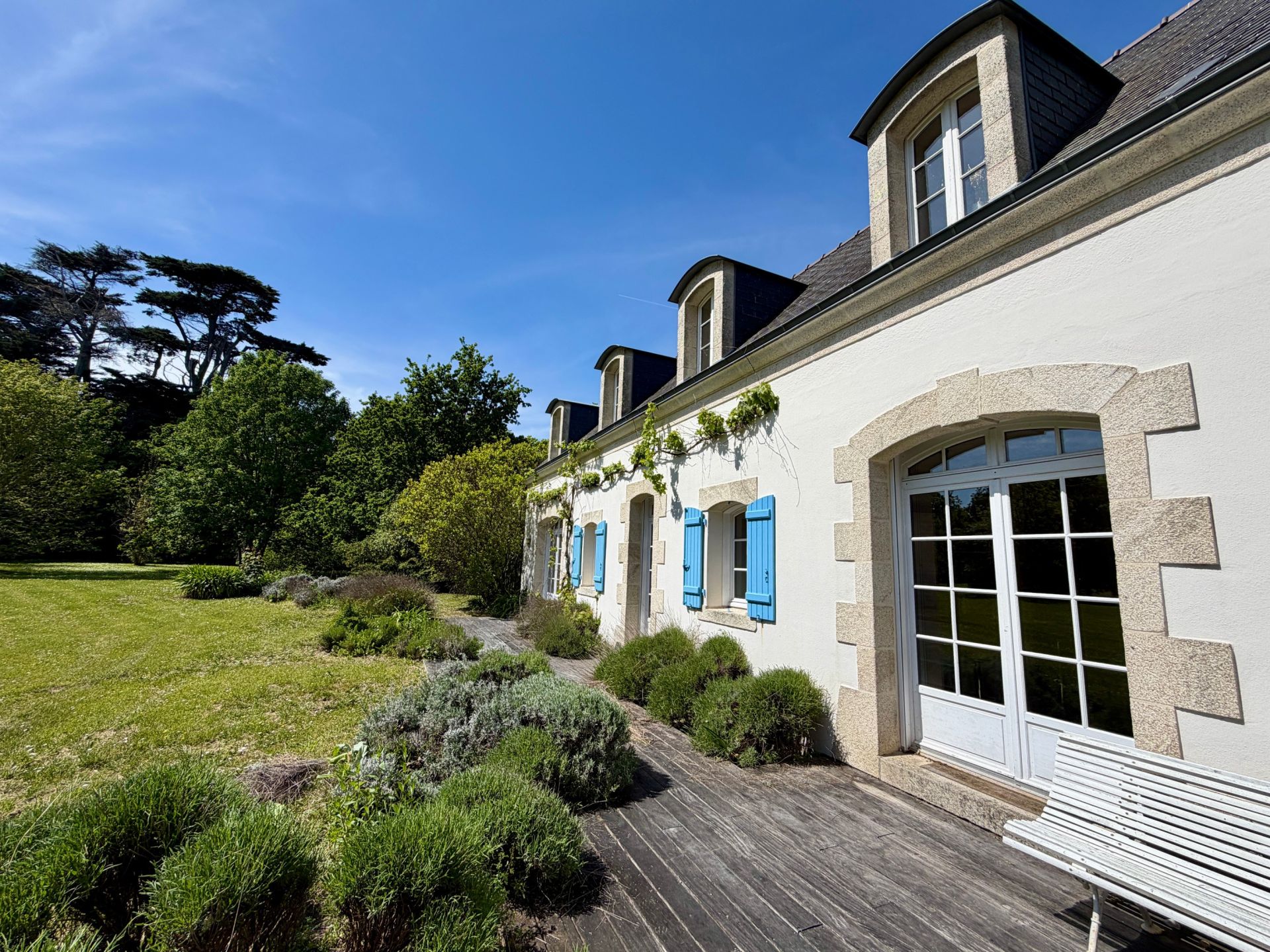 propriété 12 Pièces en vente sur LOCTUDY (29750)