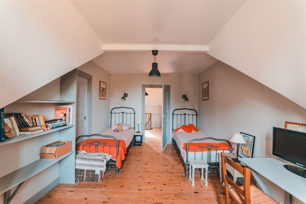maison 10 Pièces en vente sur DOUARNENEZ (29100)