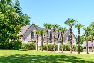 castle 15 Rooms for sale on PLOMELIN (29700)