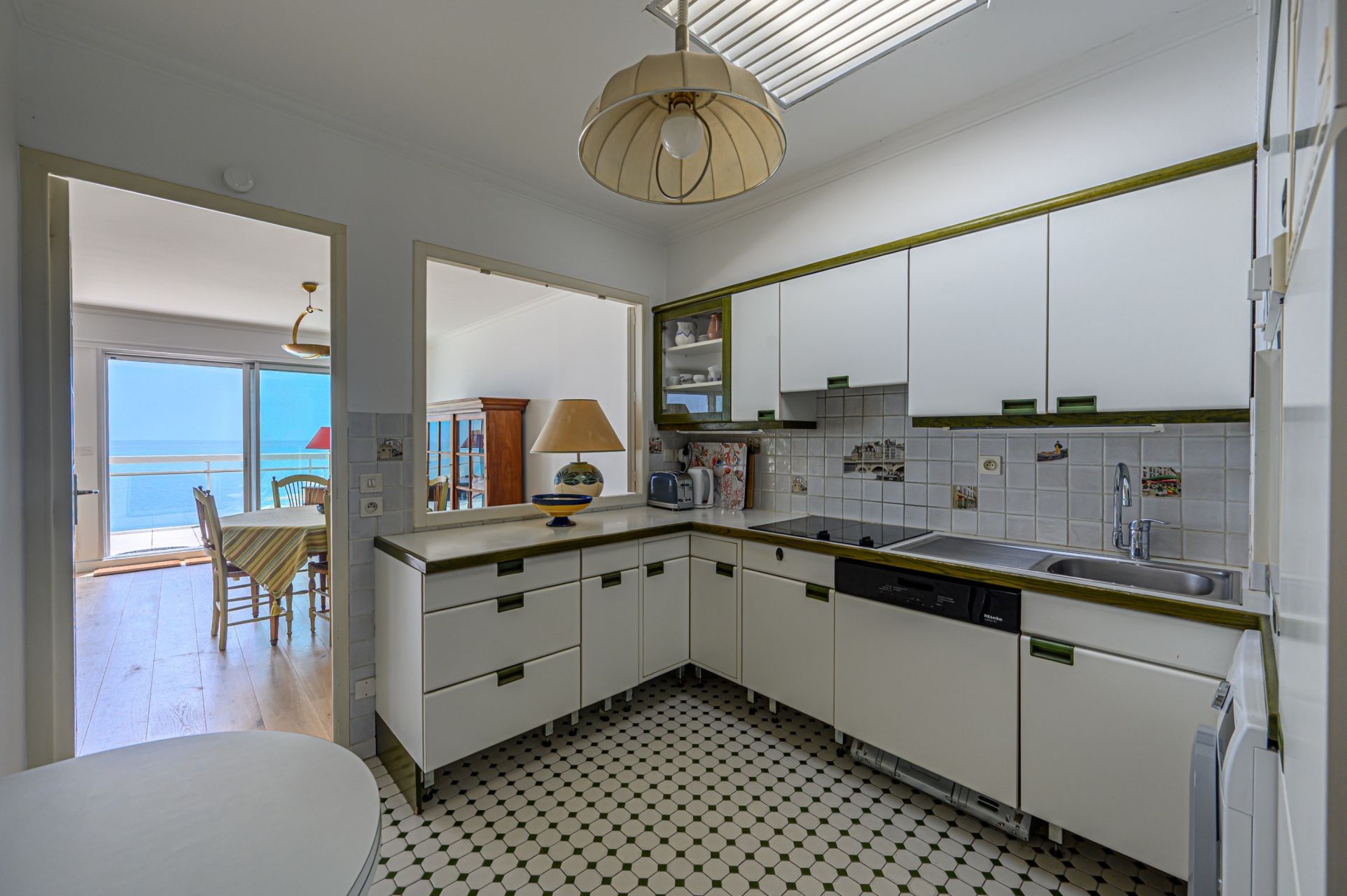 apartment 4 Rooms for sale on LA BAULE (44500)
