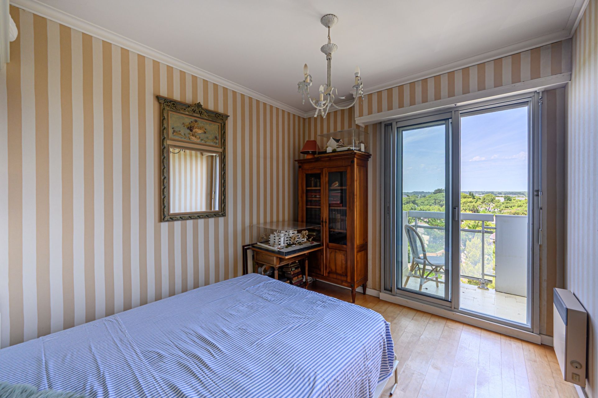 apartment 4 Rooms for sale on LA BAULE (44500)