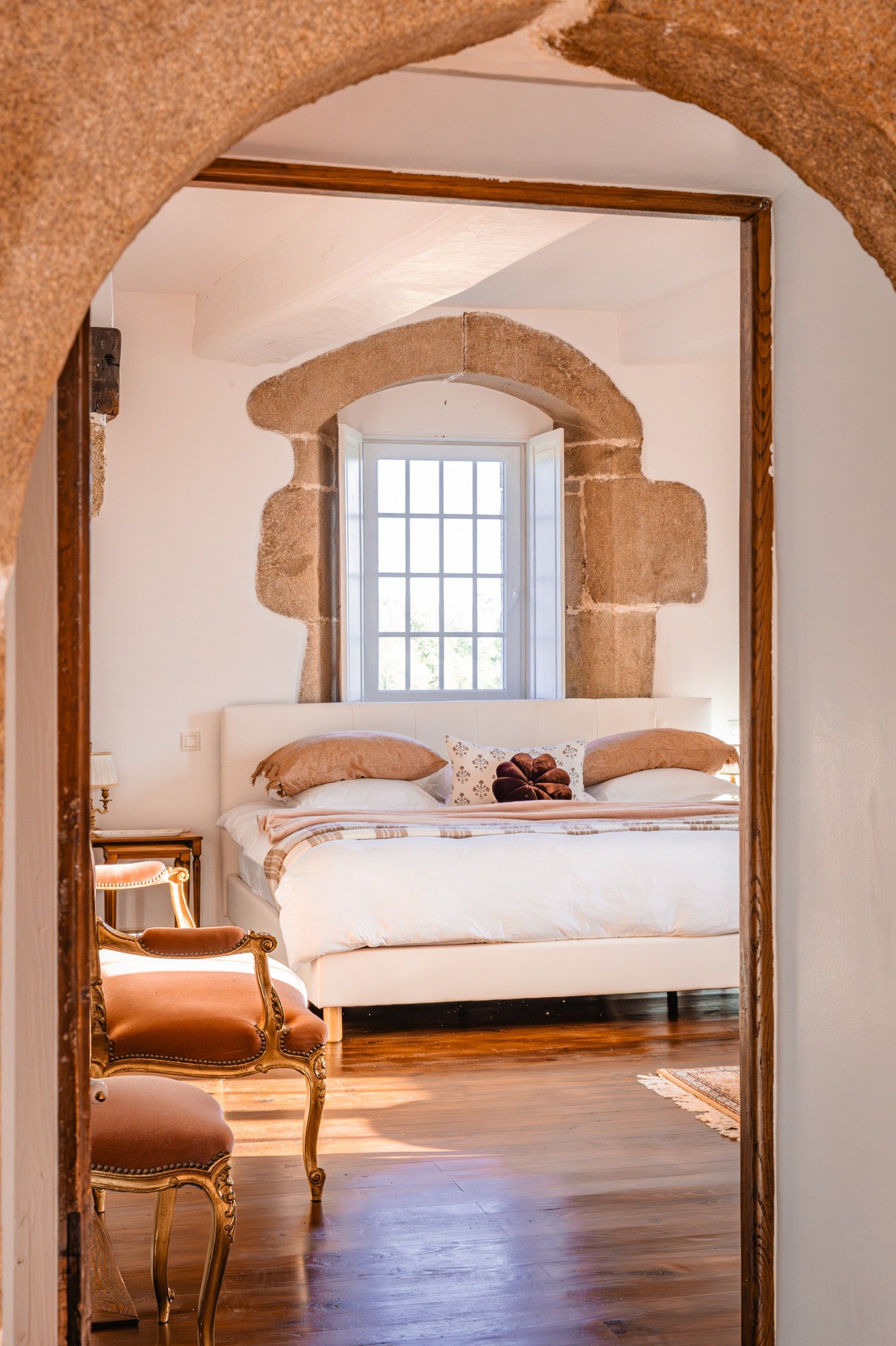 manor house 10 Rooms for seasonal rent on BINIC ETABLES SUR MER (22680)