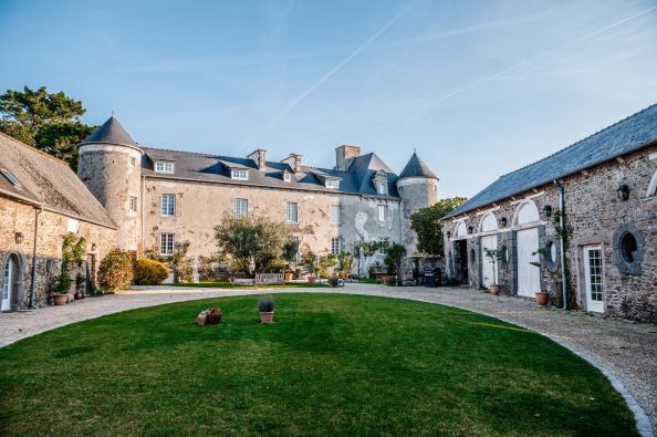 Rental Manor house Binic-Étables-sur-Mer 10&nbsp;Rooms 430&nbsp;m²