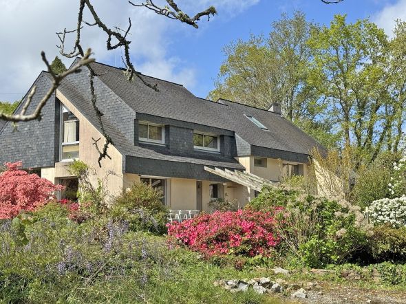 Vente Maison Quimper 10&nbsp;Pièces 230&nbsp;m²