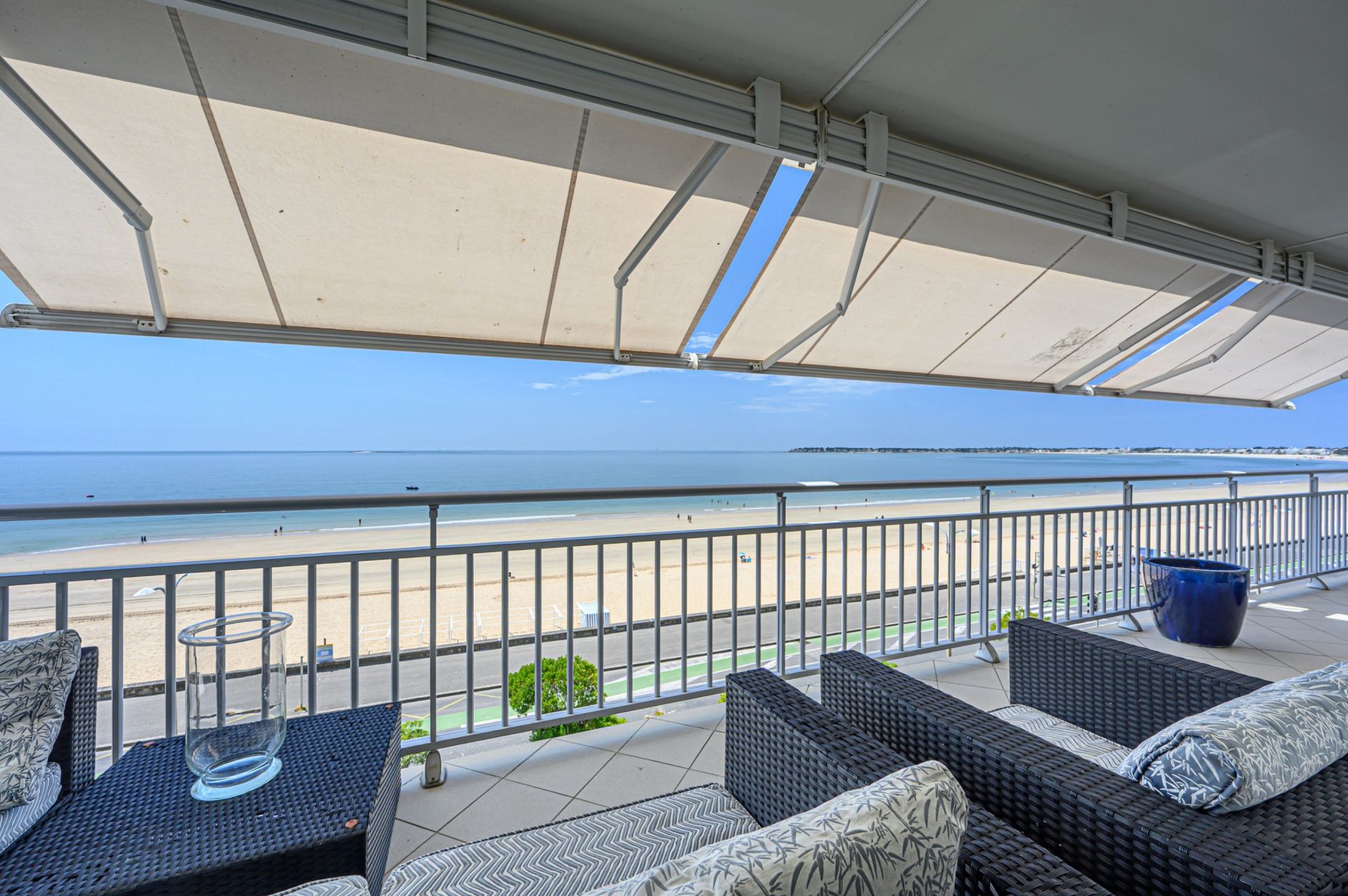 apartment 5 Rooms for sale on LA BAULE (44500)