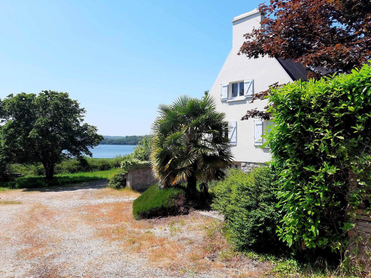 house 7 Rooms for sale on QUIMPER (29000)