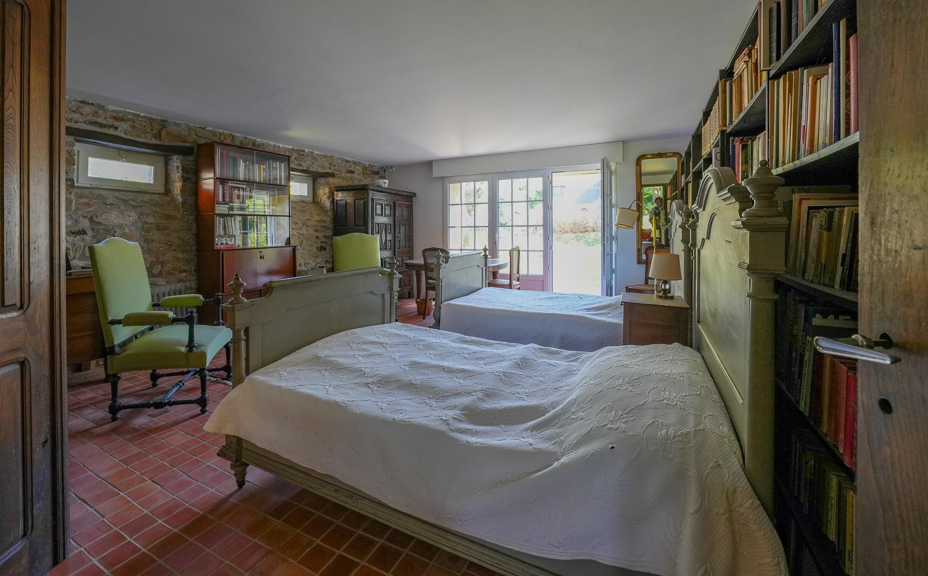 house 7 Rooms for sale on SURZUR (56450)