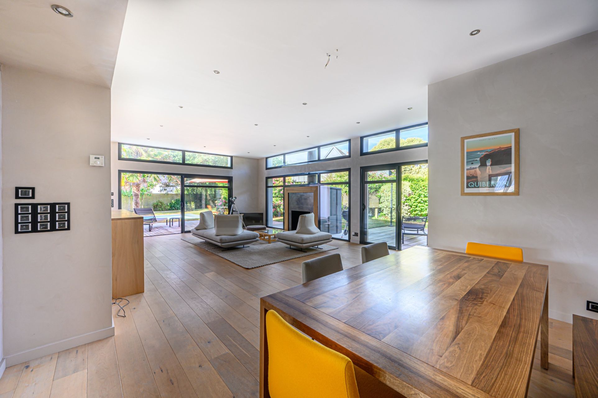maison contemporaine 8 Pièces en vente sur LARMOR PLAGE (56260)