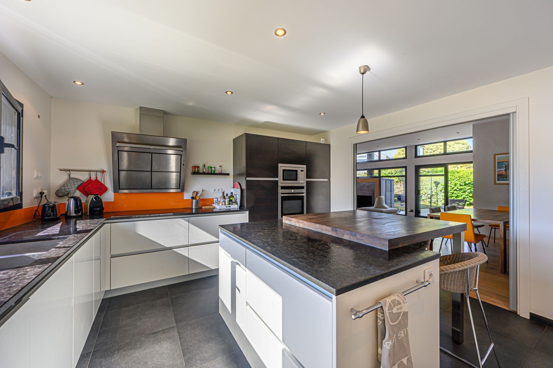 maison contemporaine 8 Pièces en vente sur LARMOR PLAGE (56260)