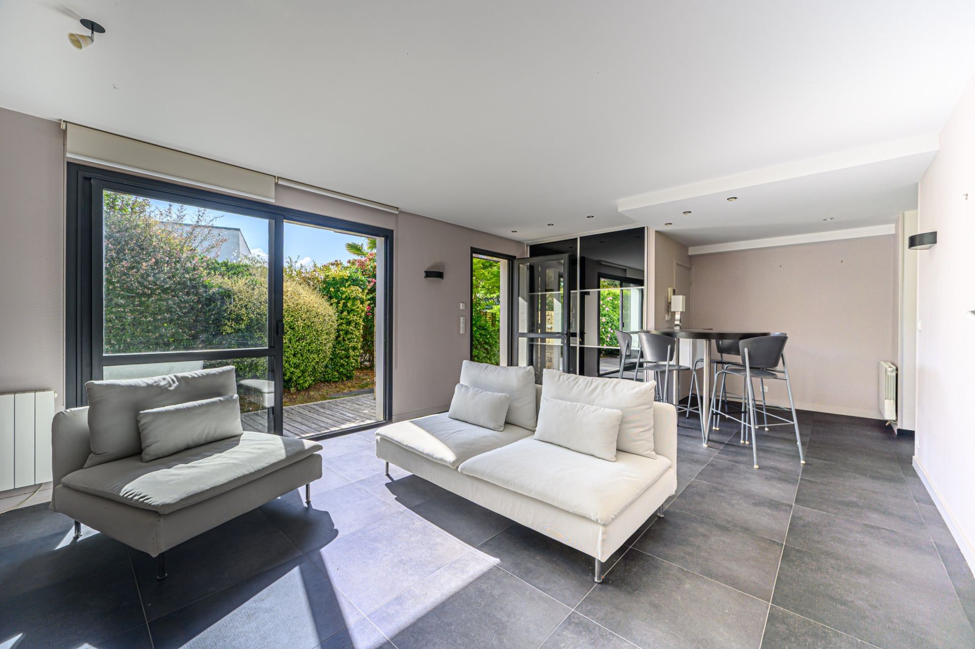 maison contemporaine 8 Pièces en vente sur LARMOR PLAGE (56260)