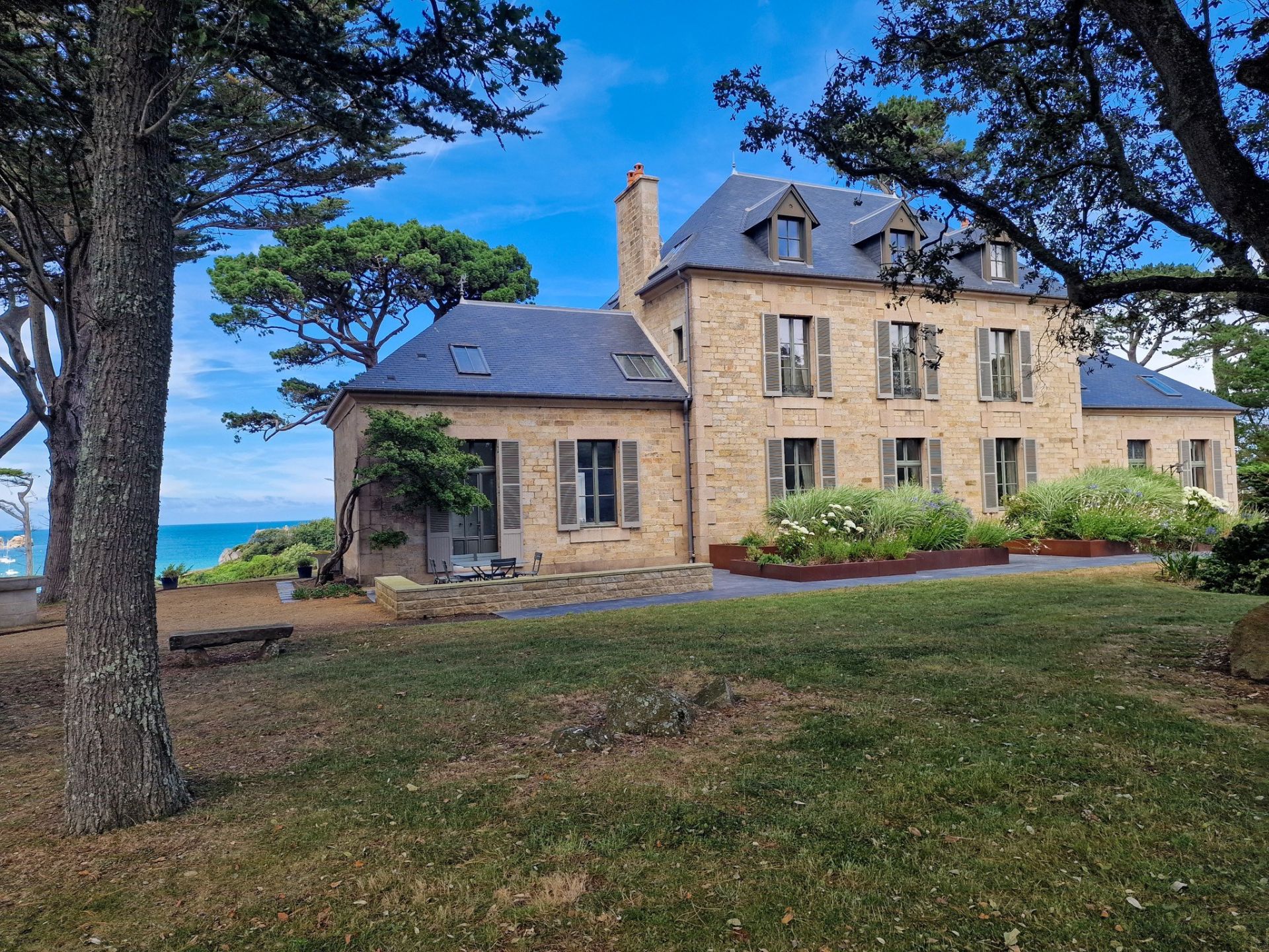 villa 16 Pièces en vente sur PENVENAN (22710)