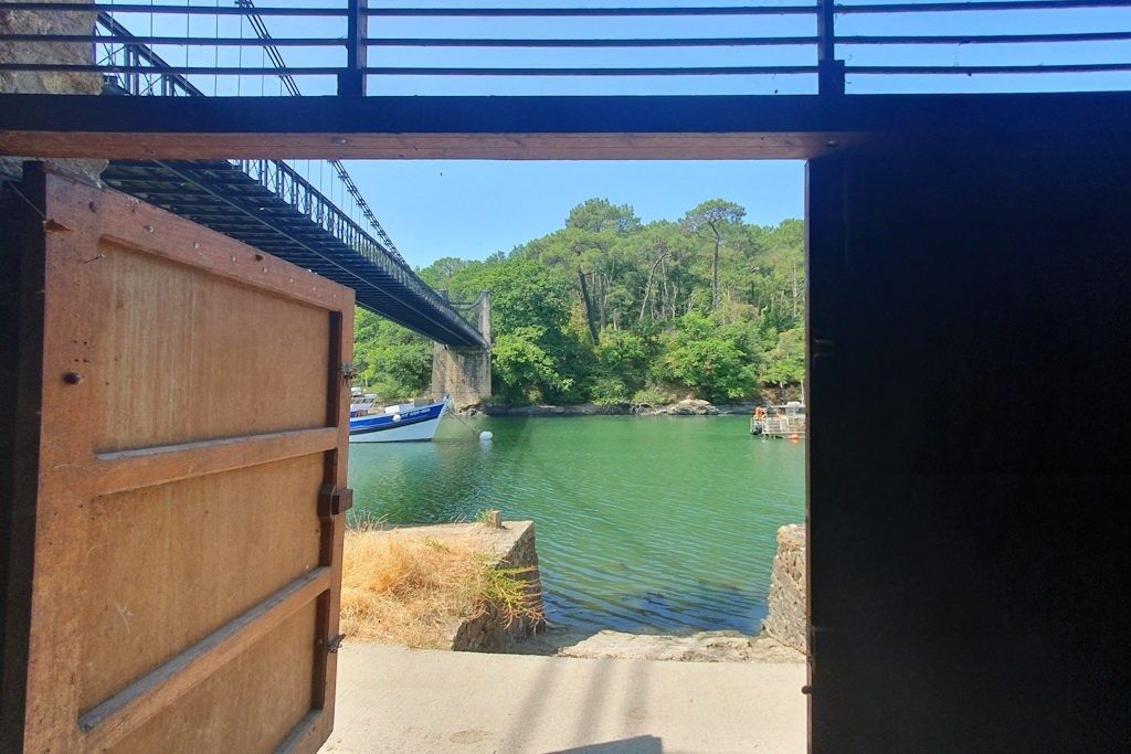 house 7 Rooms for sale on LE BONO (56400)