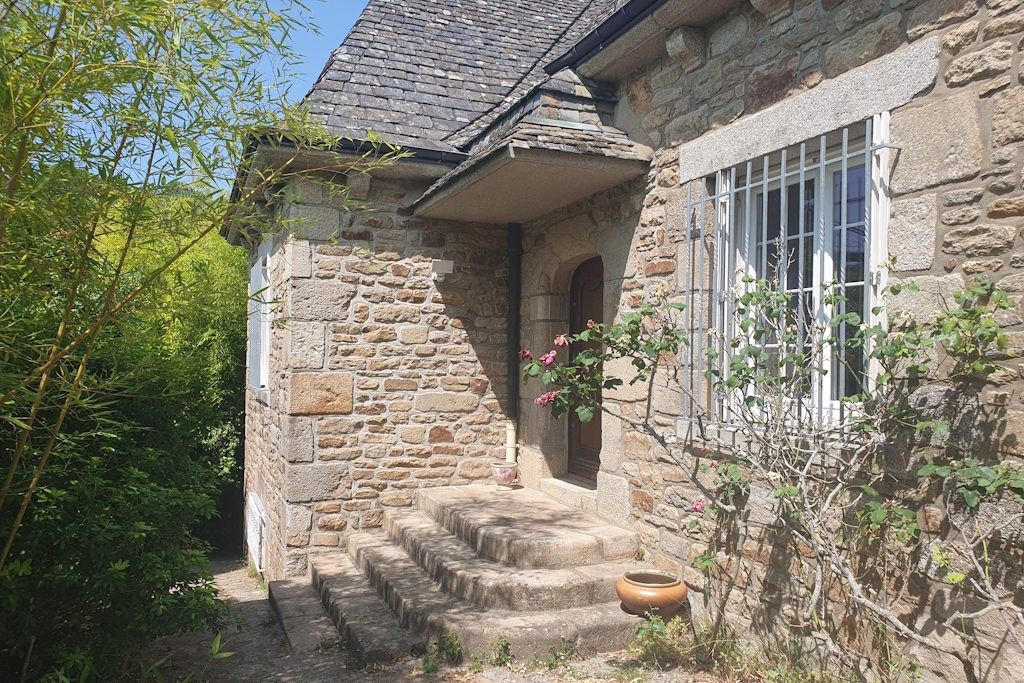 house 7 Rooms for sale on LE BONO (56400)
