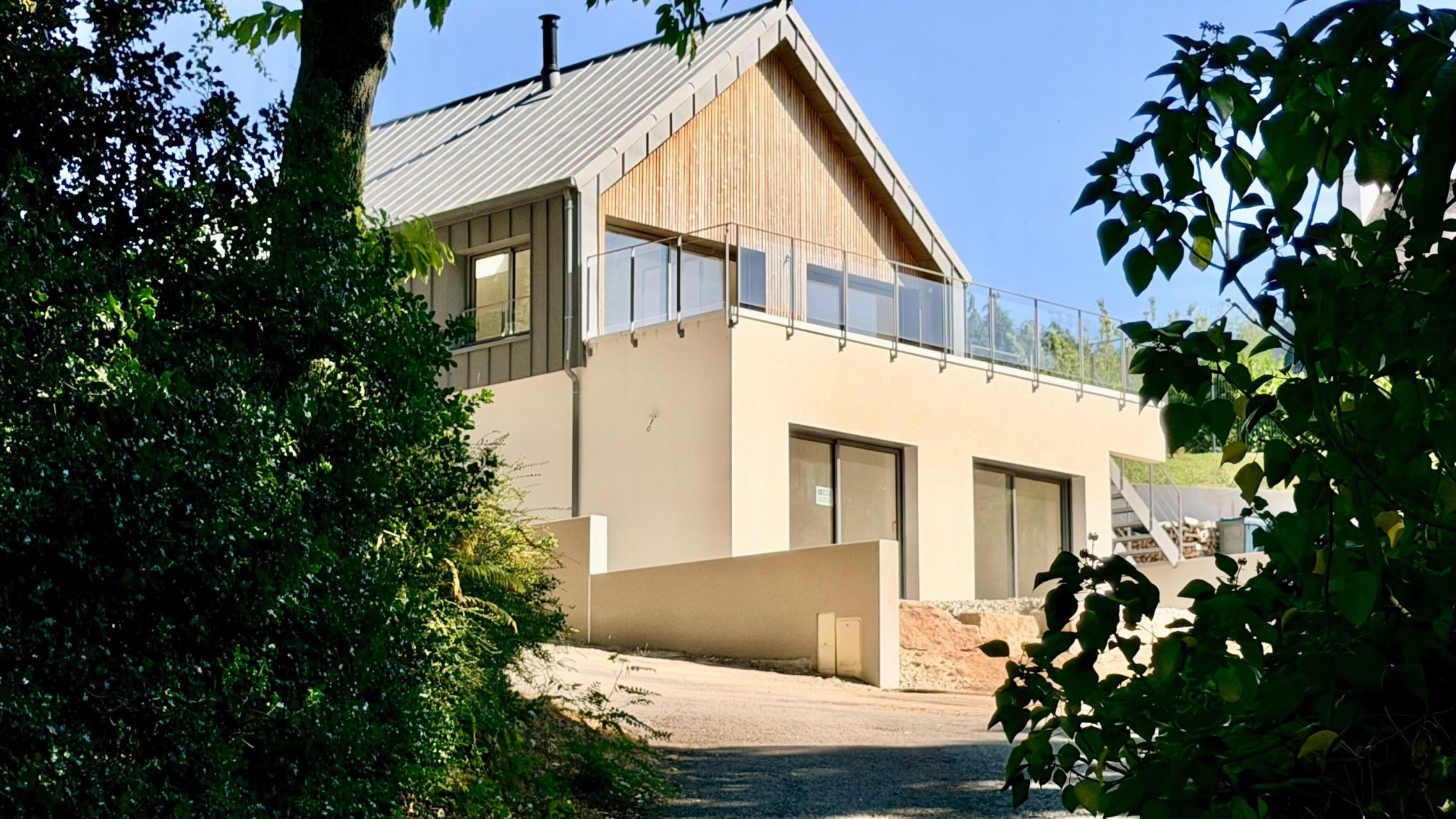house 5 Rooms for sale on KERVIGNAC (56700)