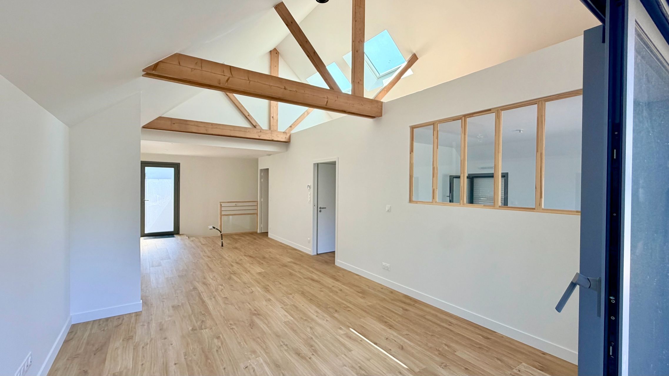 house 5 Rooms for sale on KERVIGNAC (56700)