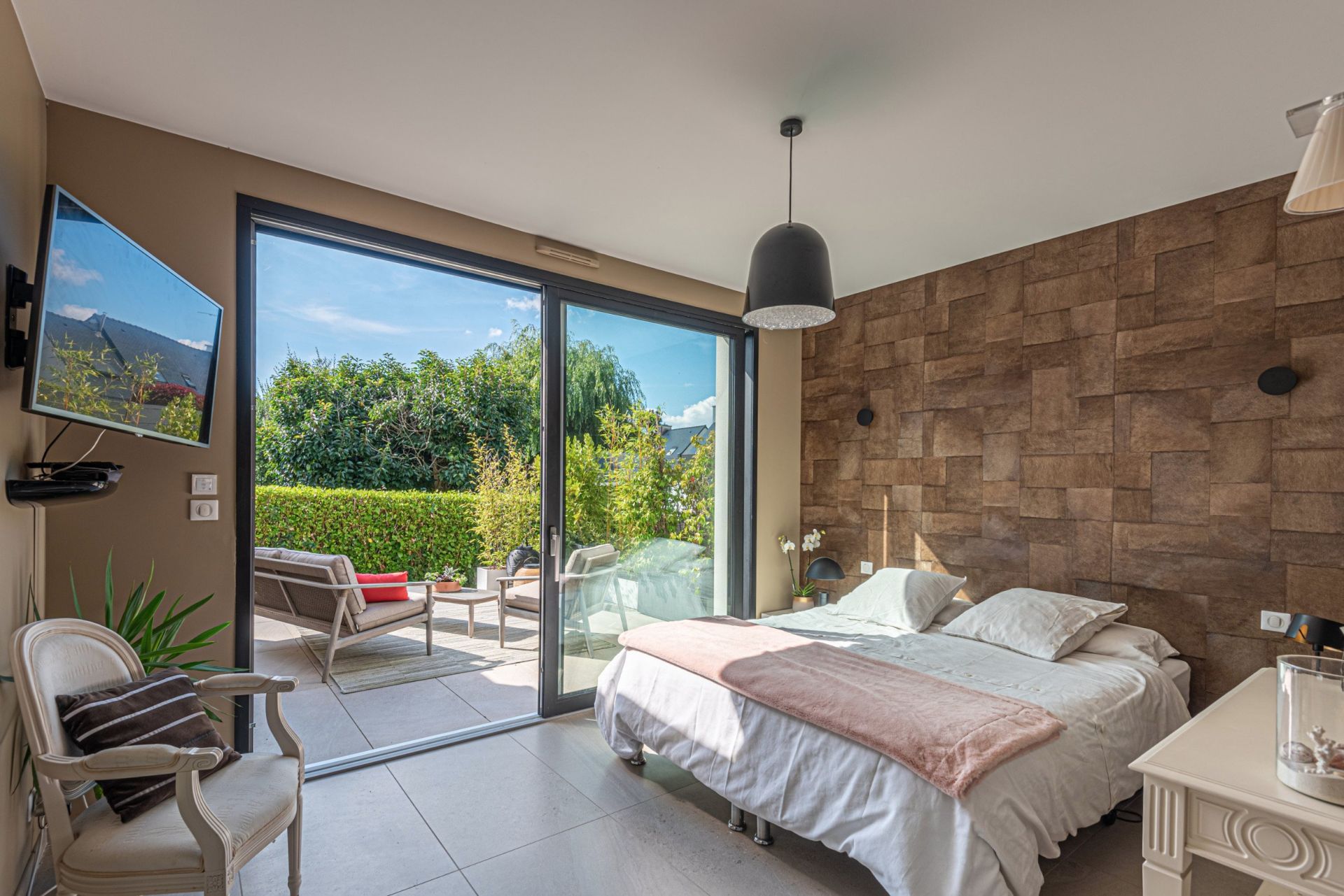 architect's house 10 Rooms for sale on TREGUNC (29910)