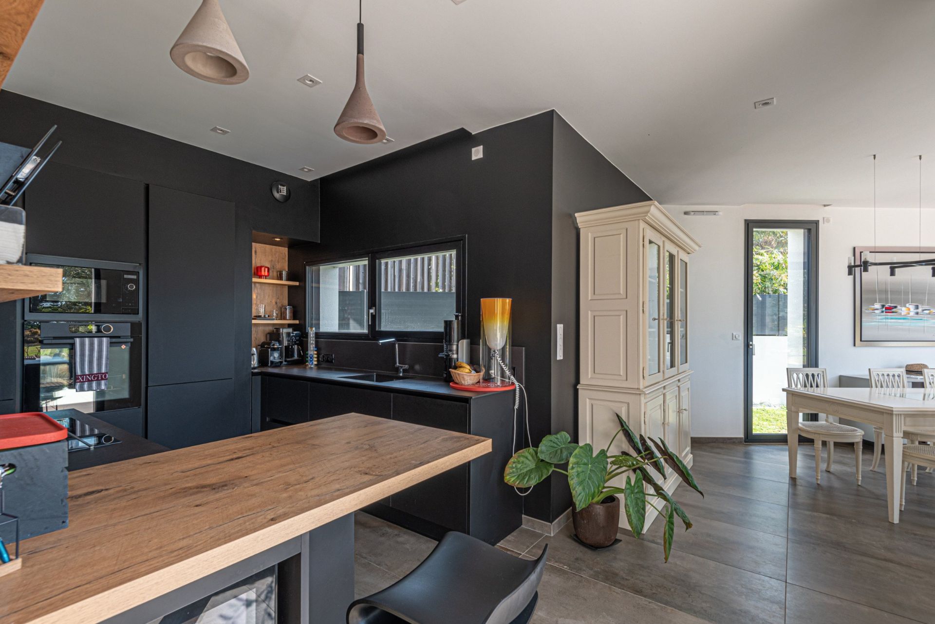 architect's house 10 Rooms for sale on TREGUNC (29910)