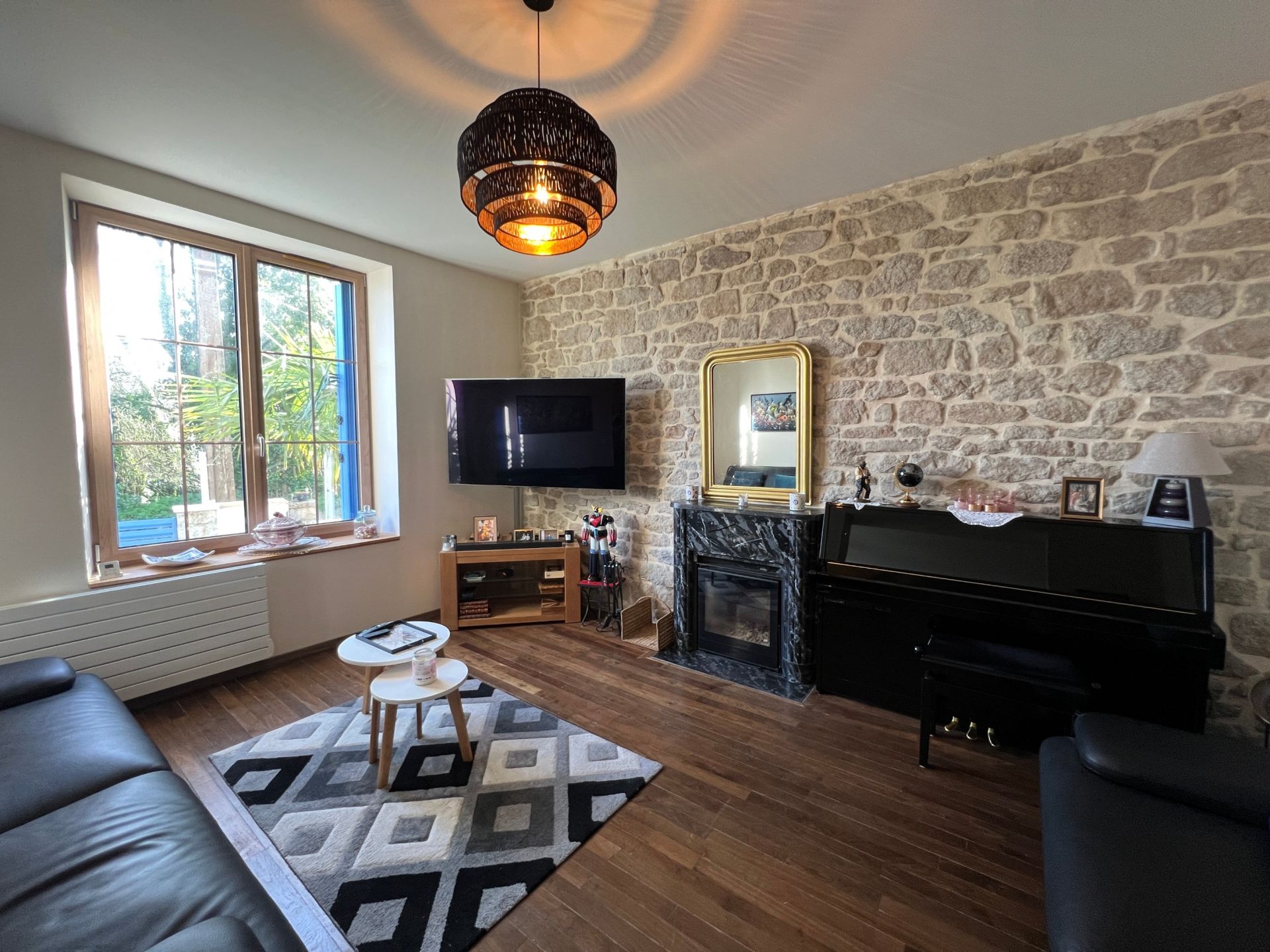 house 7 Rooms for sale on LOCTUDY (29750)