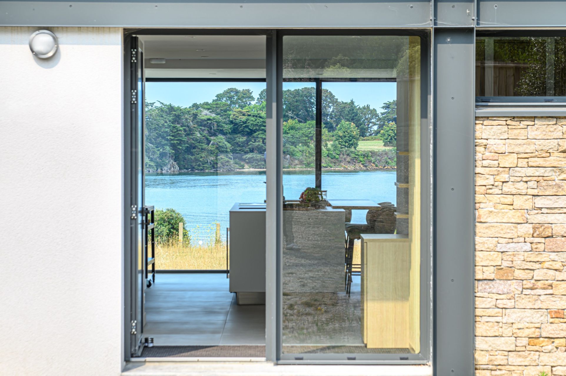 maison contemporaine 6 Pièces en vente sur ARZON (56640)