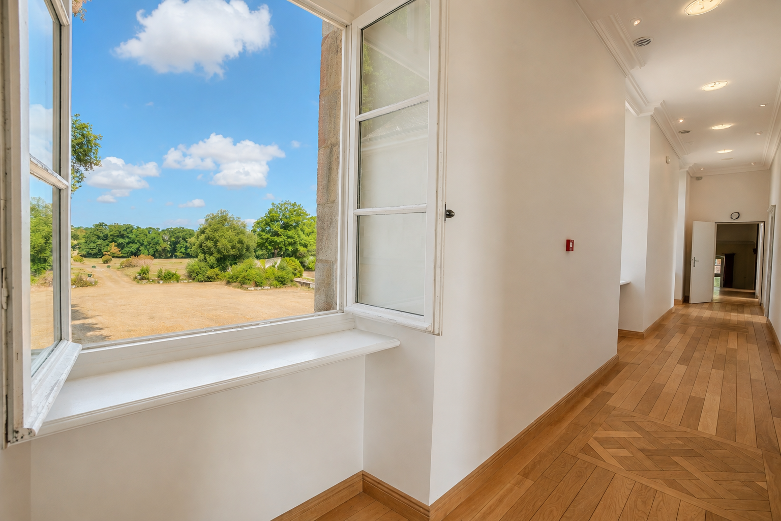 propriété 14 Pièces en vente sur LA BAULE (44500)
