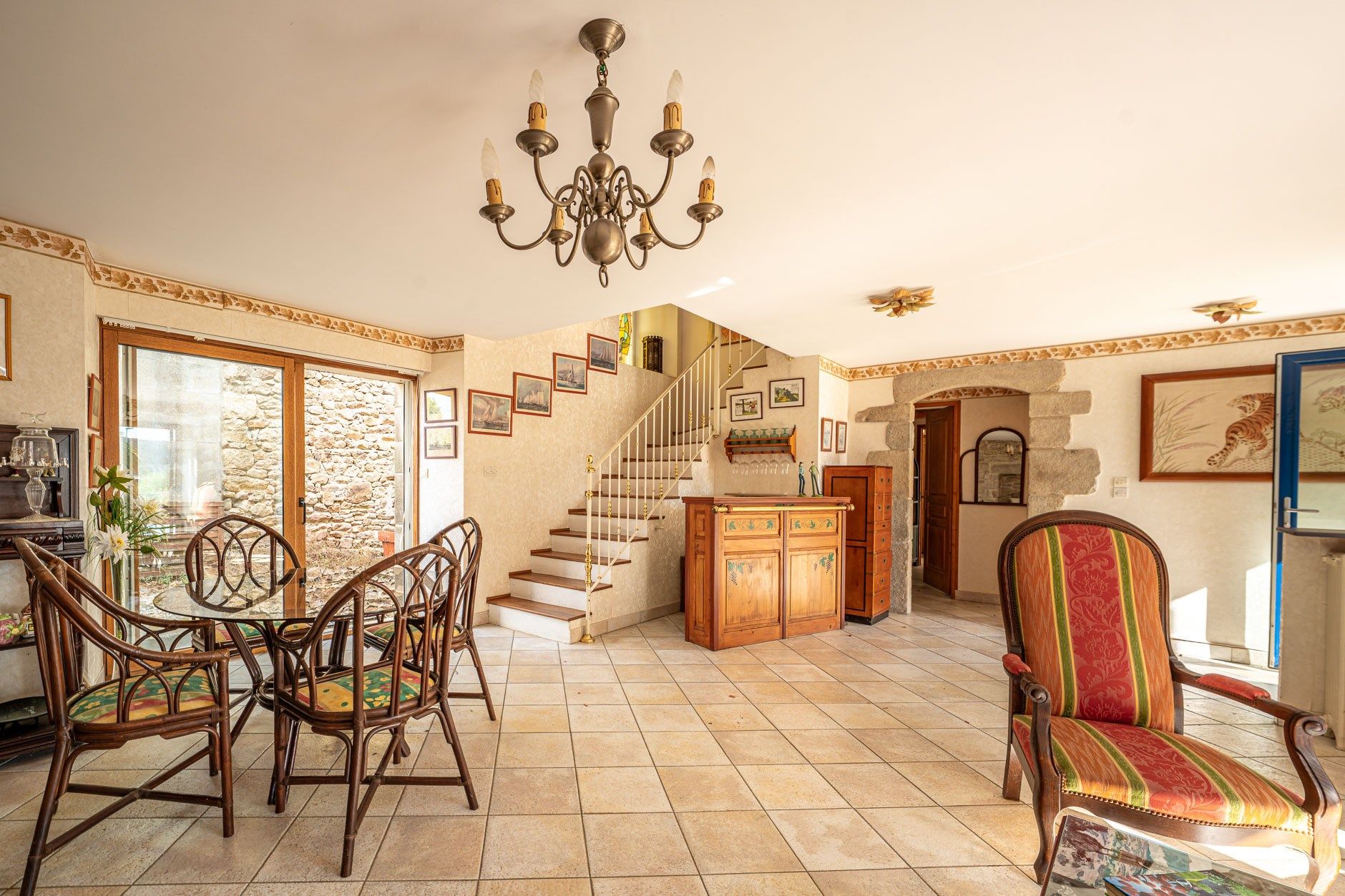 maison 6 Pièces en vente sur LARMOR BADEN (56870)