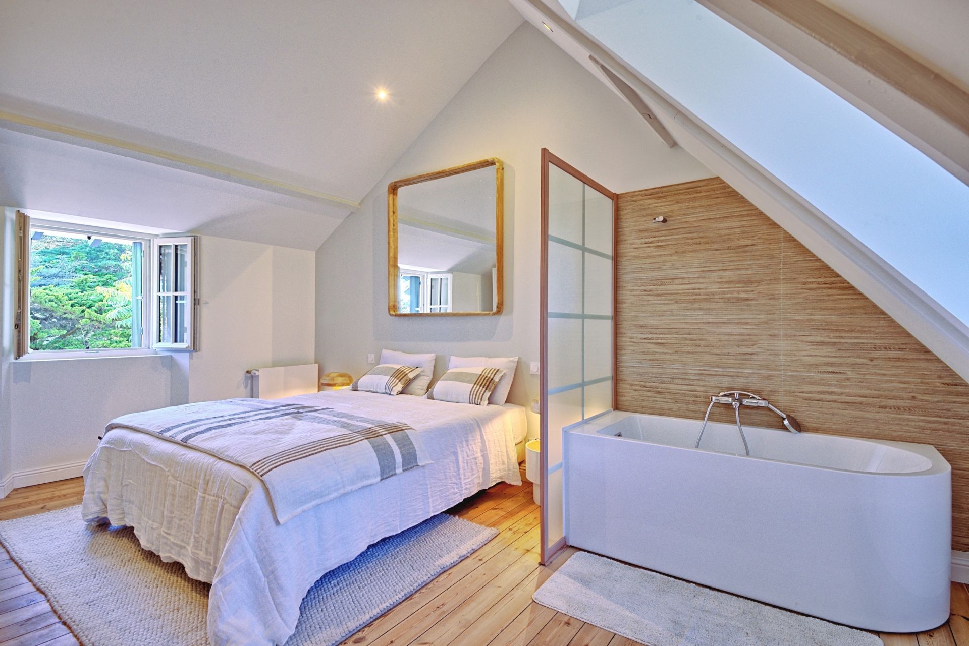 house 6 Rooms for sale on LE POULIGUEN (44510)