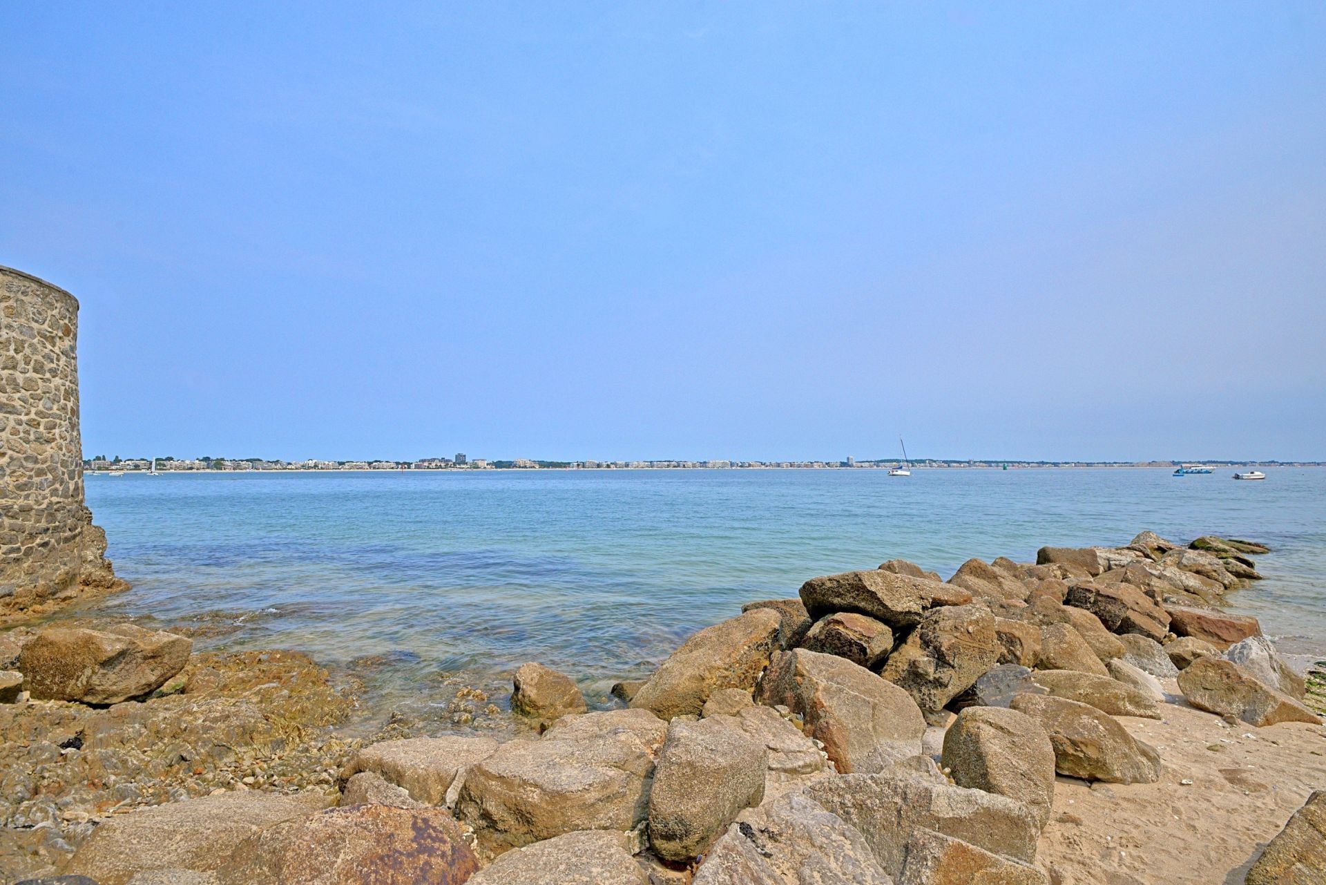 house 6 Rooms for sale on LE POULIGUEN (44510)