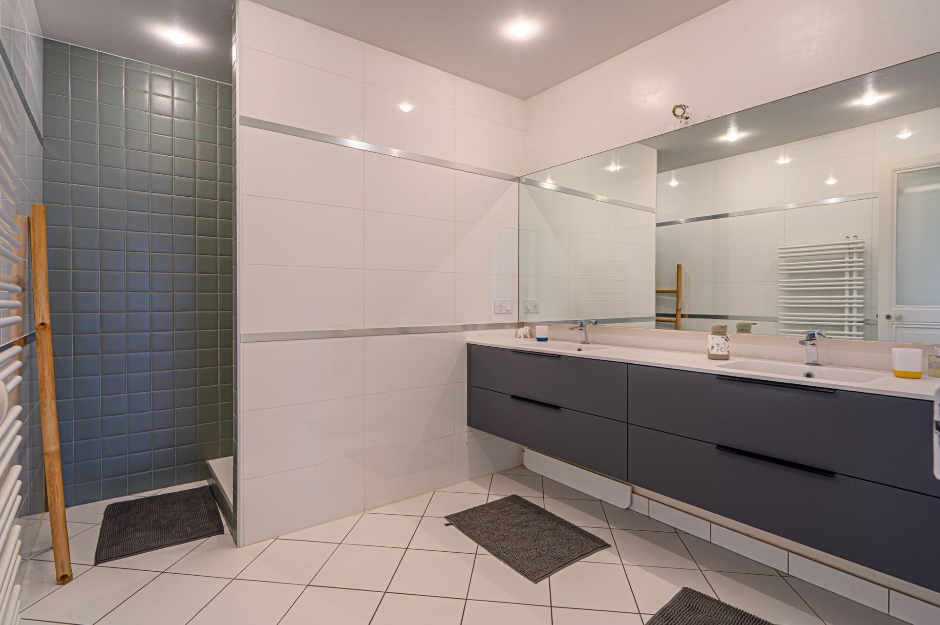 house 7 Rooms for sale on VANNES (56000)