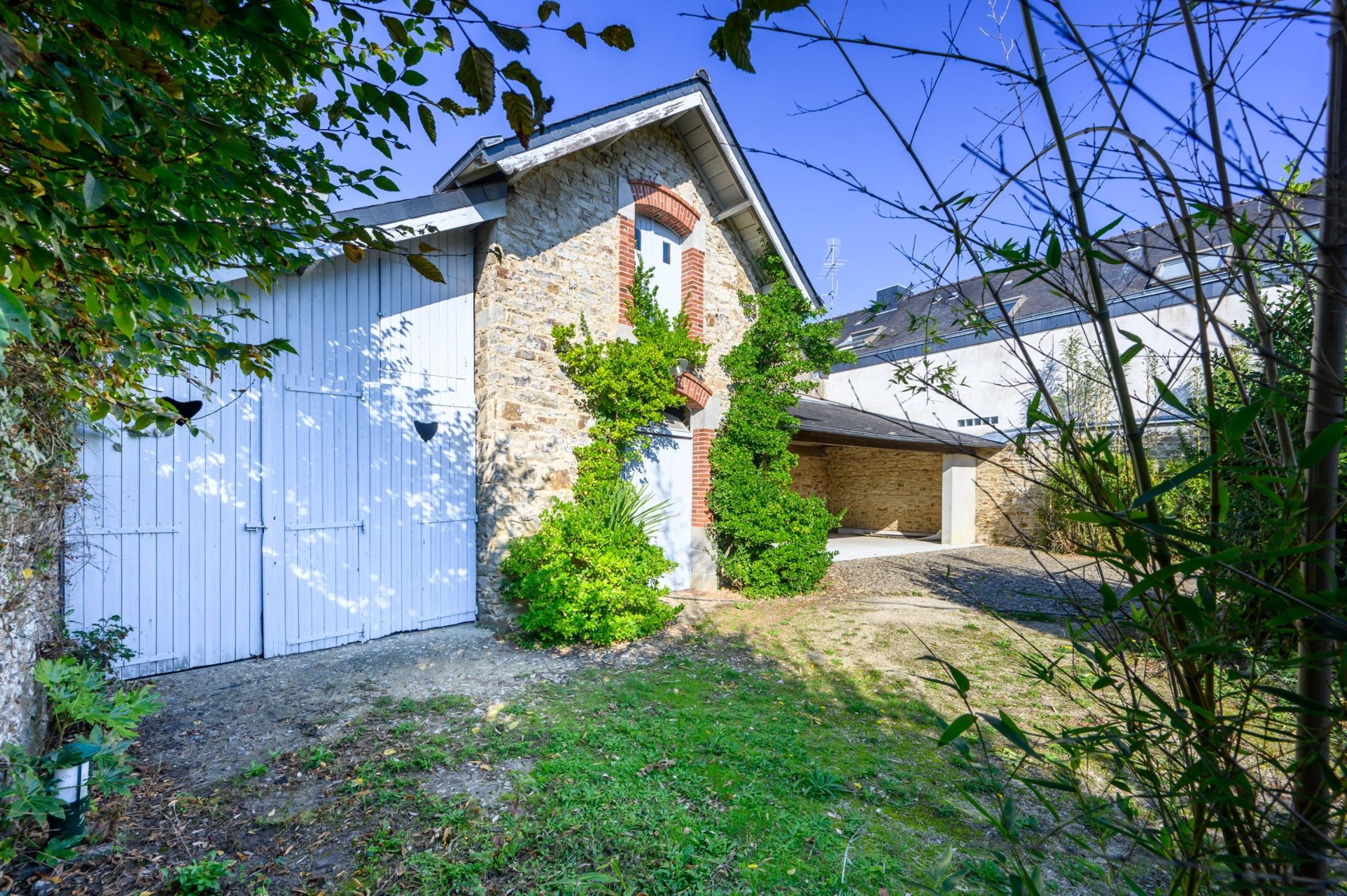 house 7 Rooms for sale on VANNES (56000)