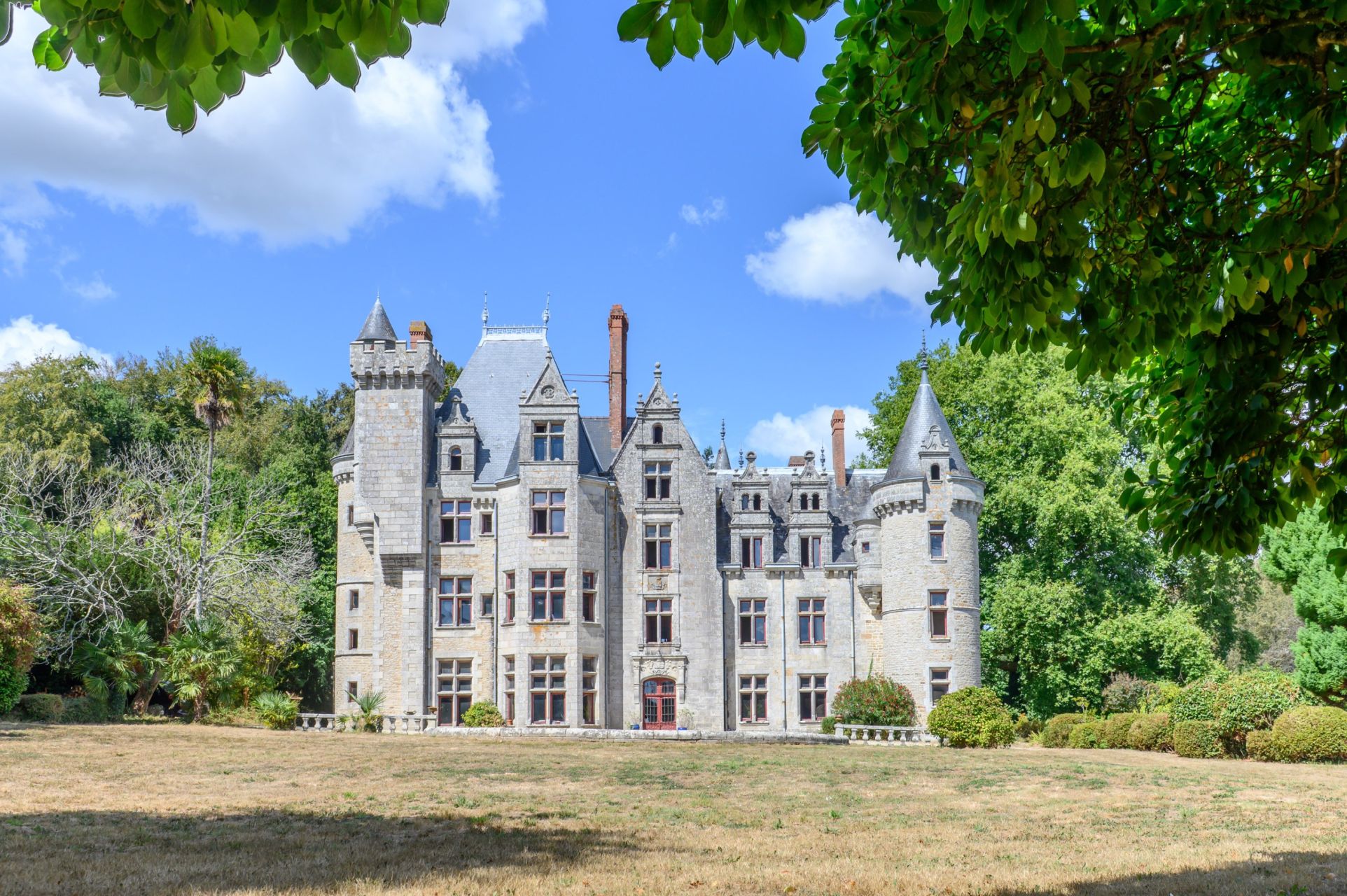 château 20 Pièces en vente sur QUIMPER (29000)