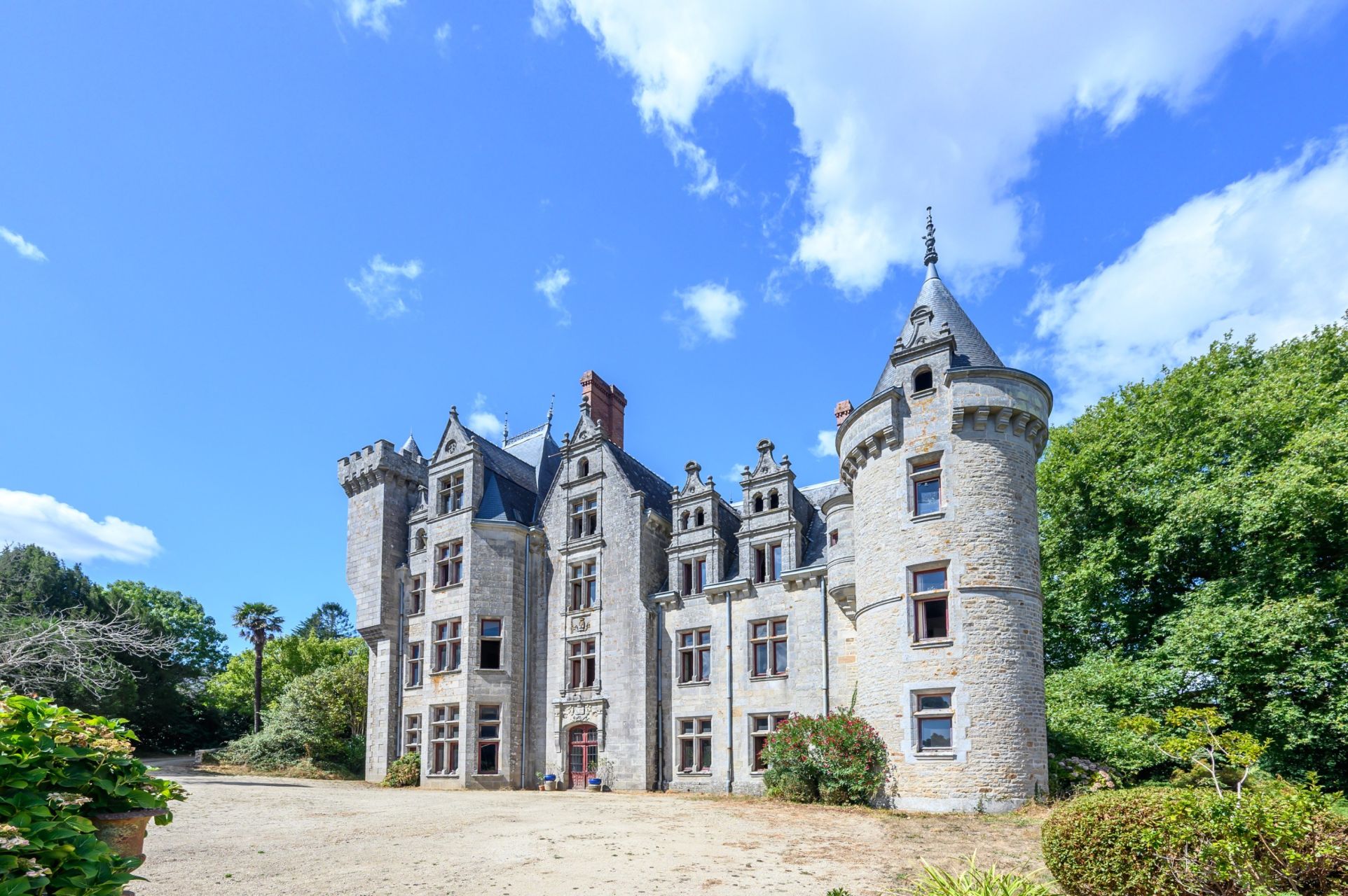 château 20 Pièces en vente sur QUIMPER (29000)