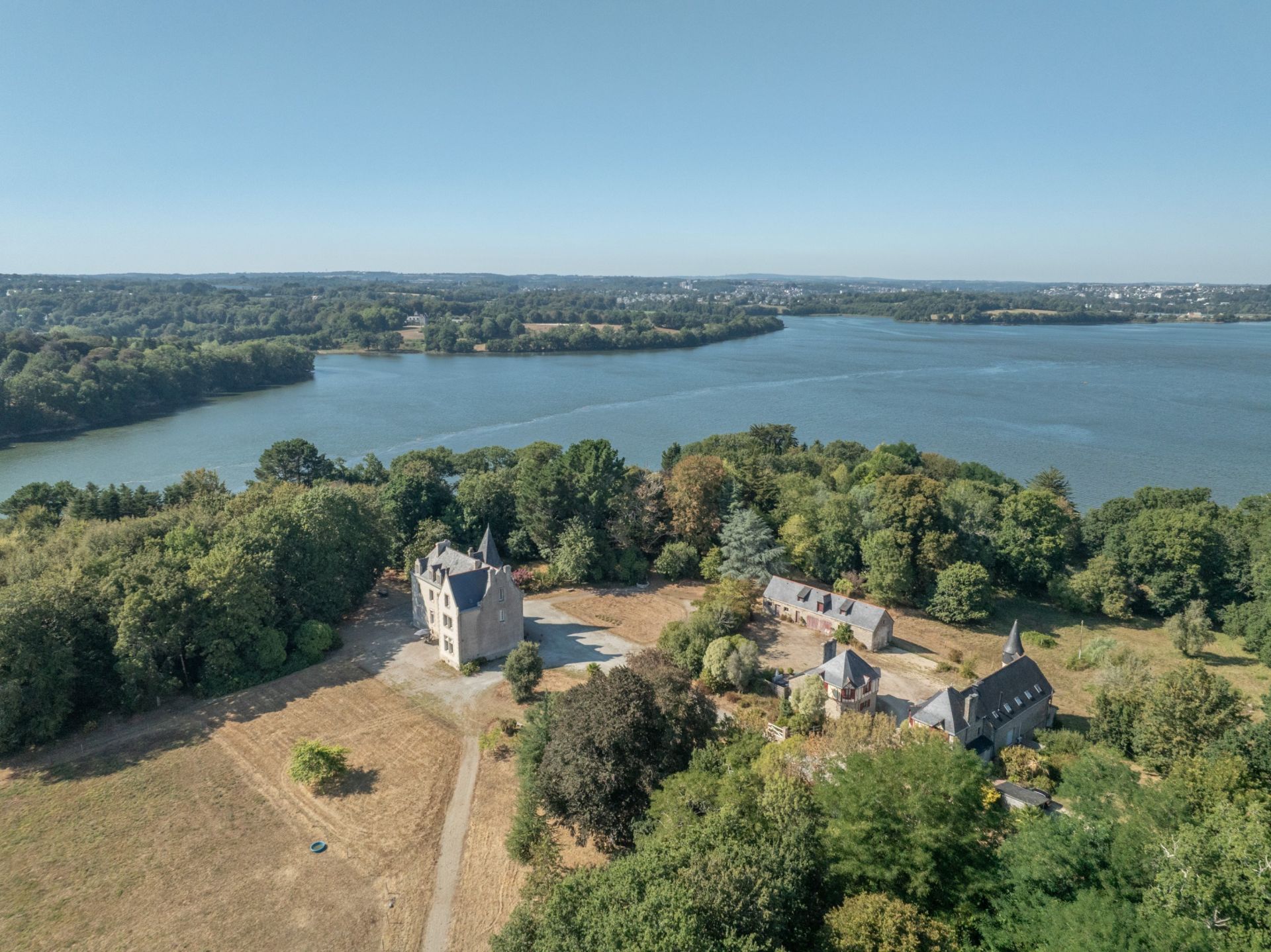 manoir 15 Pièces en vente sur QUIMPER (29000)