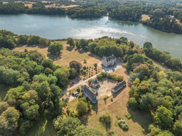 Vente Manoir Quimper 15&nbsp;Pièces 425&nbsp;m²