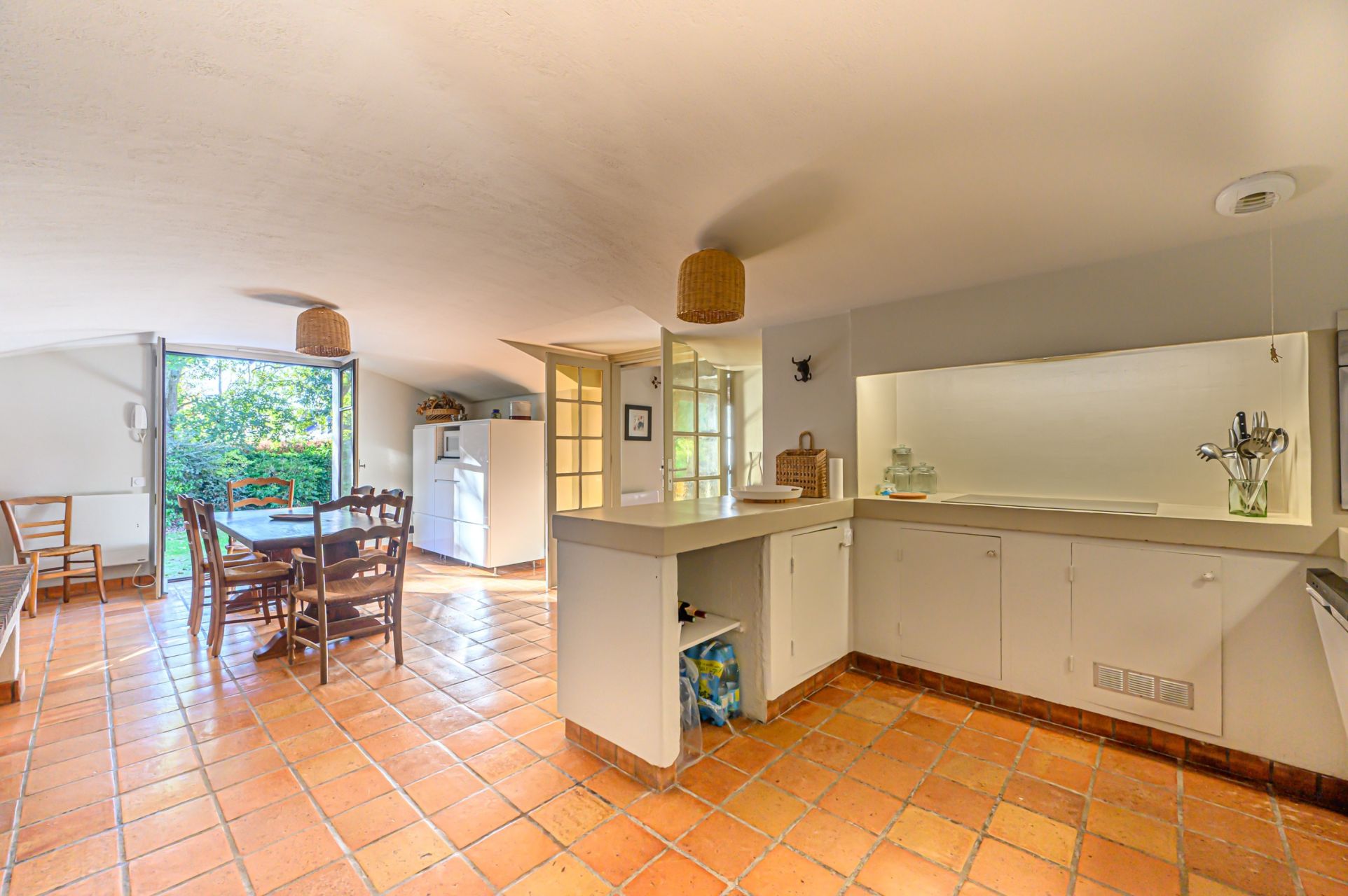 house 8 Rooms for sale on PLOEMEUR (56270)