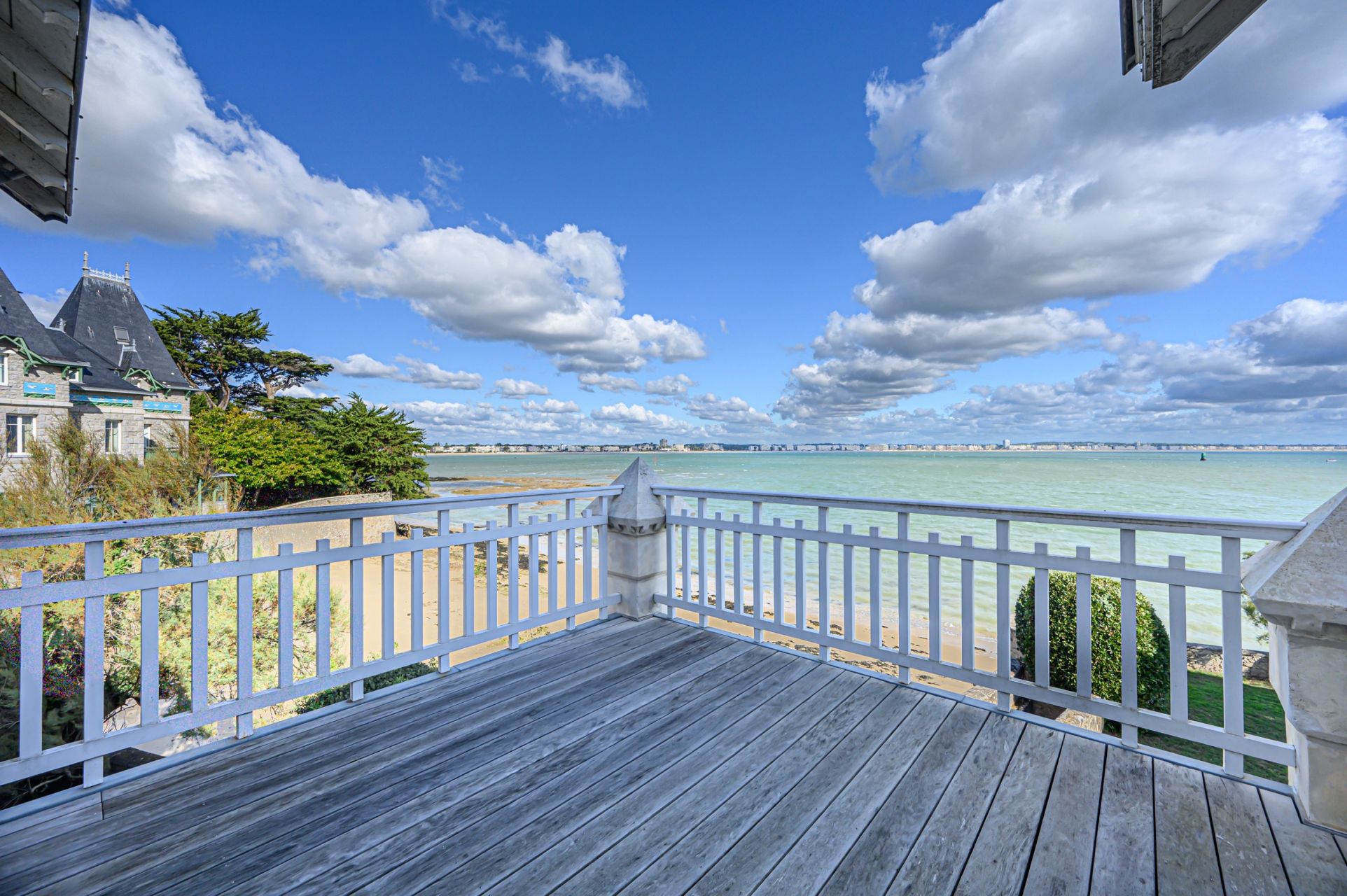 propriété 15 Pièces en vente sur LE POULIGUEN (44510)