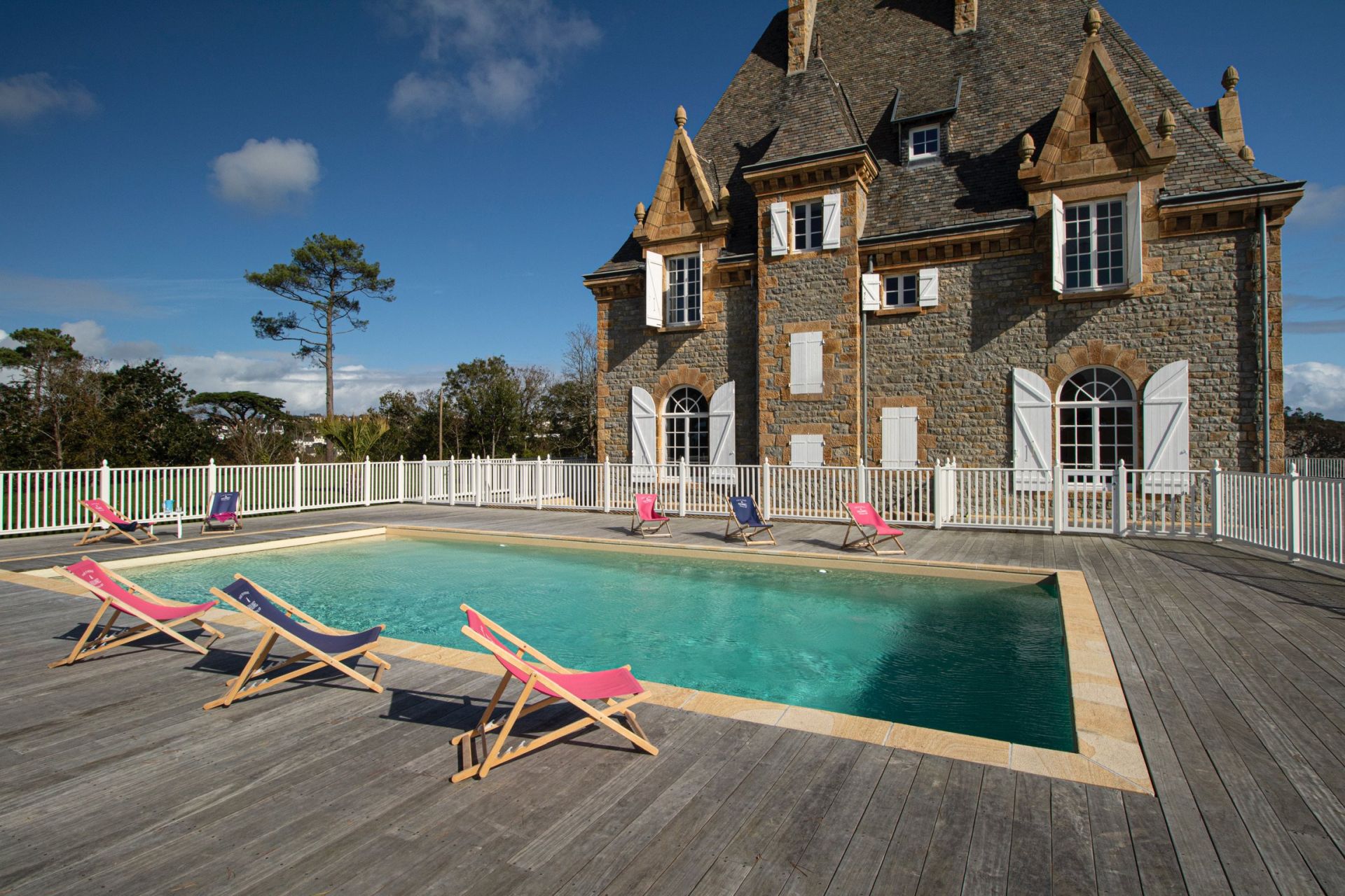 propriété 18 Pièces en location saisonnière sur CROZON (29160)