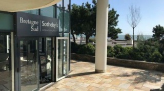 Confier un mandat de vente Exclusif à Bretagne Sud Sotheby’s International realty : La garantie de la plus grande visibilité de votre bien sur nos nombreux supports.